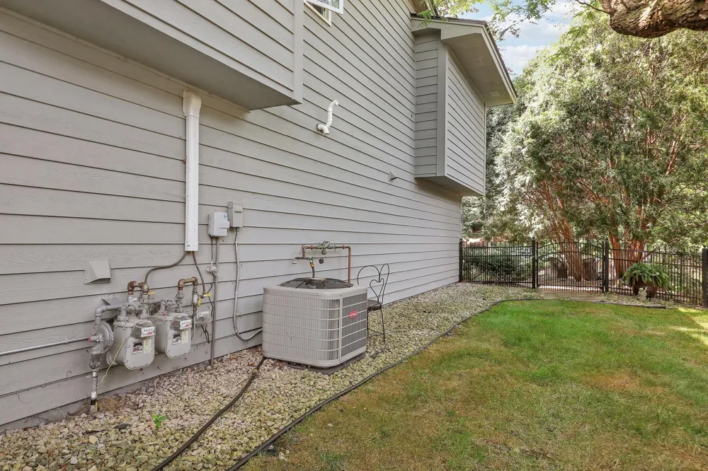 9700 Utica Road Bloomington, MN 55437
