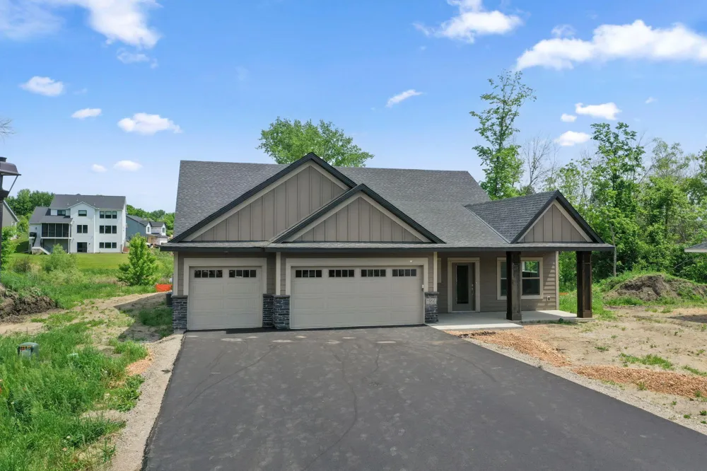 1958 Woods Point Waconia, MN 55387