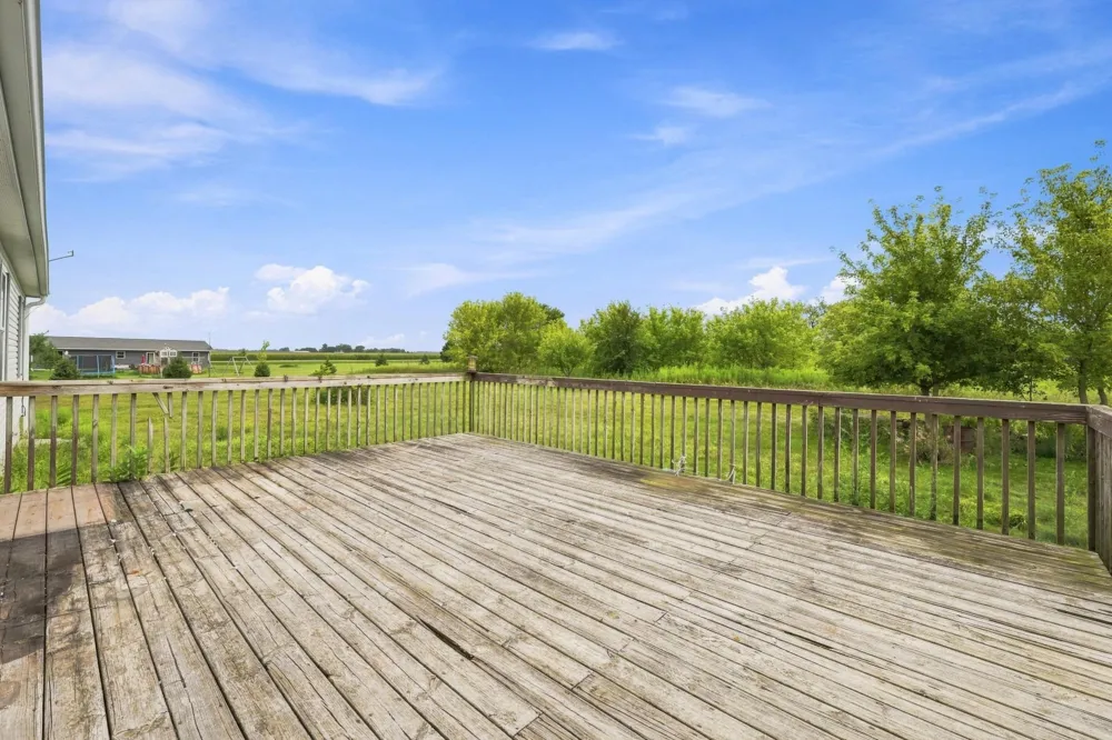 N5831 730th Street Elk Mound, WI 54739