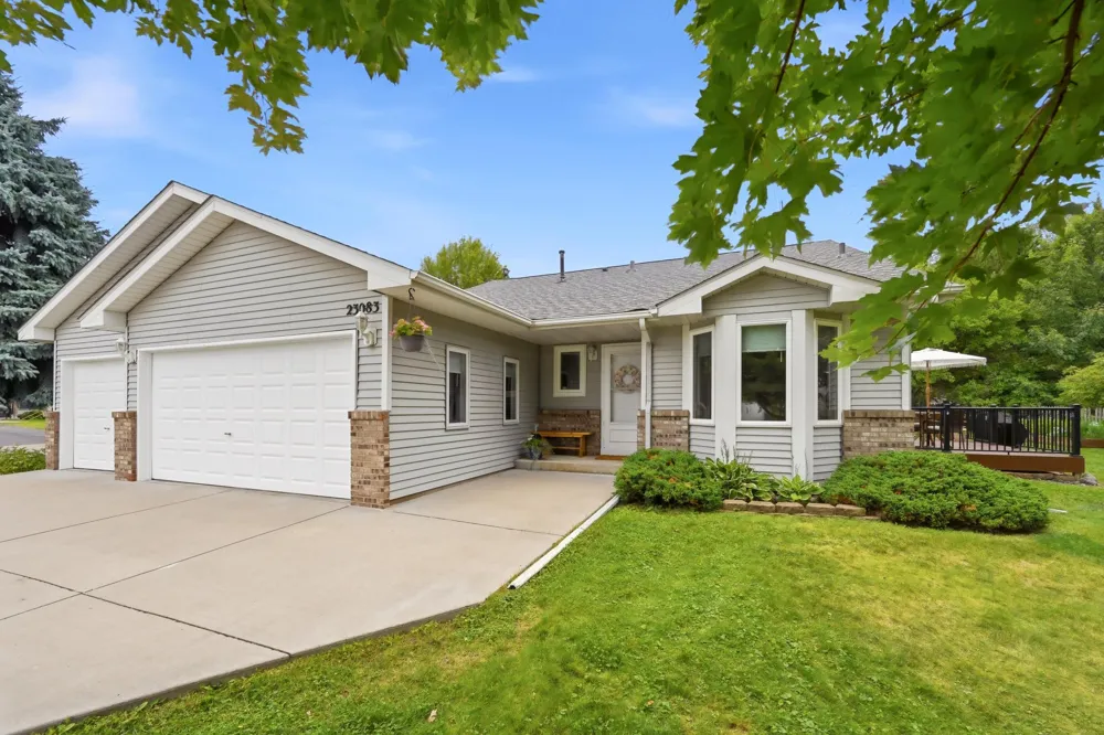 23083 Hearth Avenue Forest Lake, MN 55025