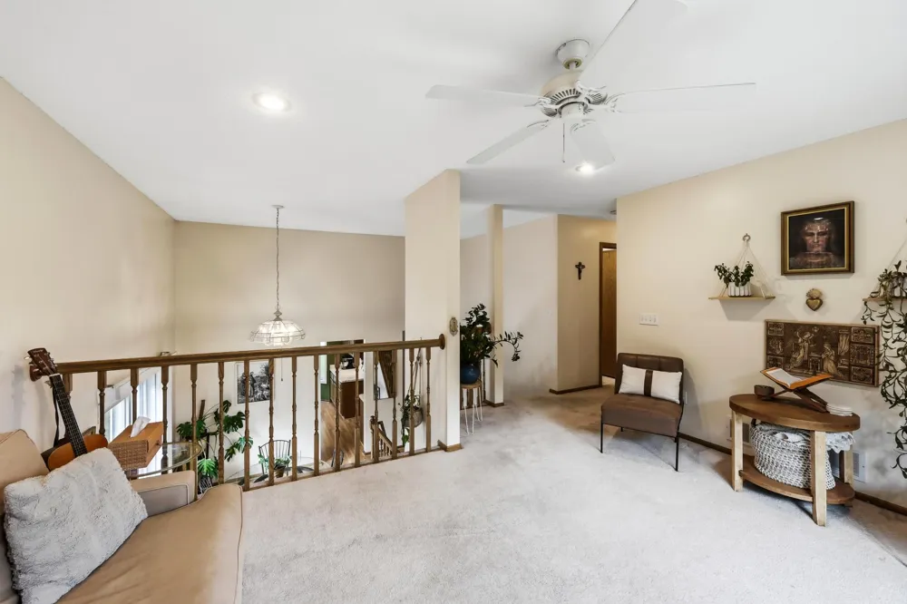 23083 Hearth Avenue Forest Lake, MN 55025