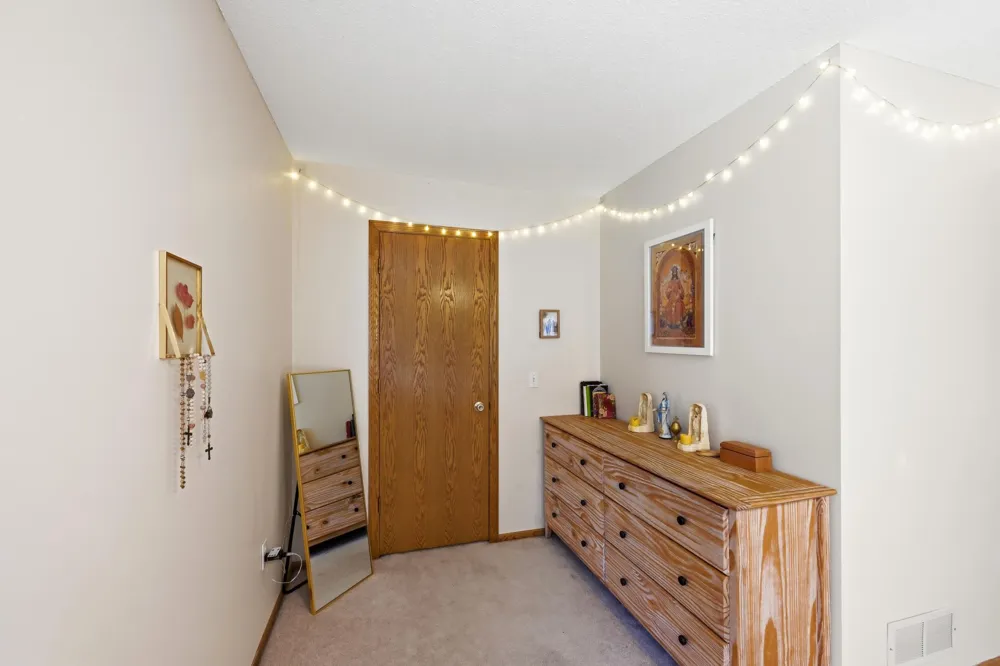 23083 Hearth Avenue Forest Lake, MN 55025