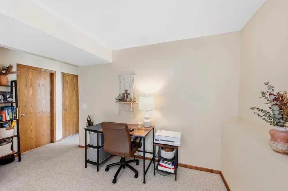 23083 Hearth Avenue Forest Lake, MN 55025