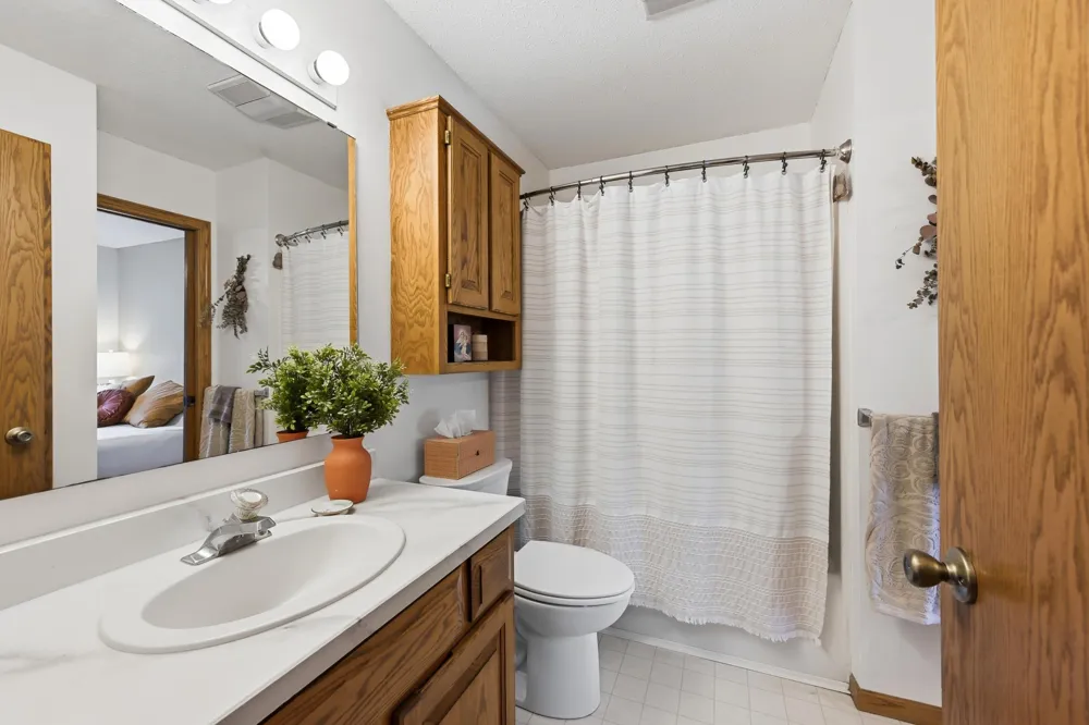 23083 Hearth Avenue Forest Lake, MN 55025
