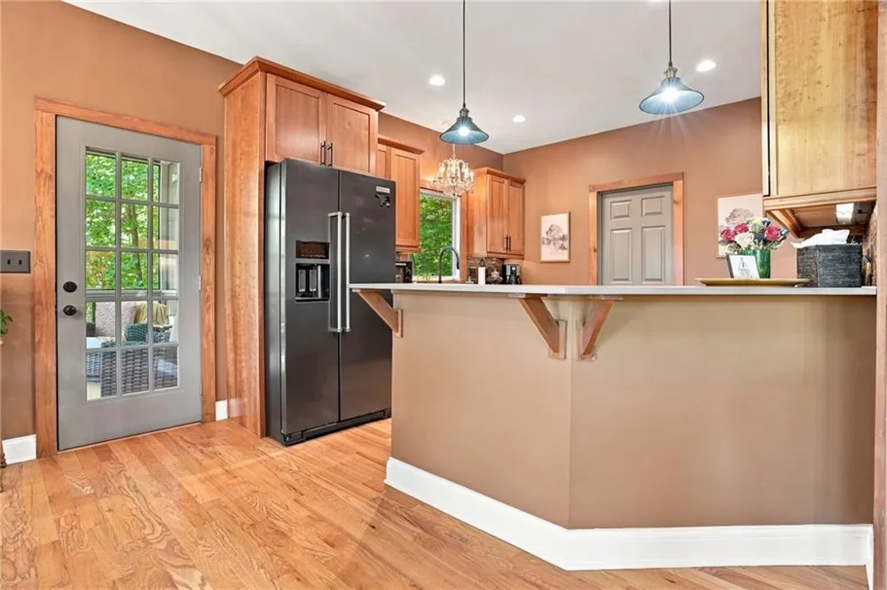 1458 Valley View Drive Big Canoe, GA 30143