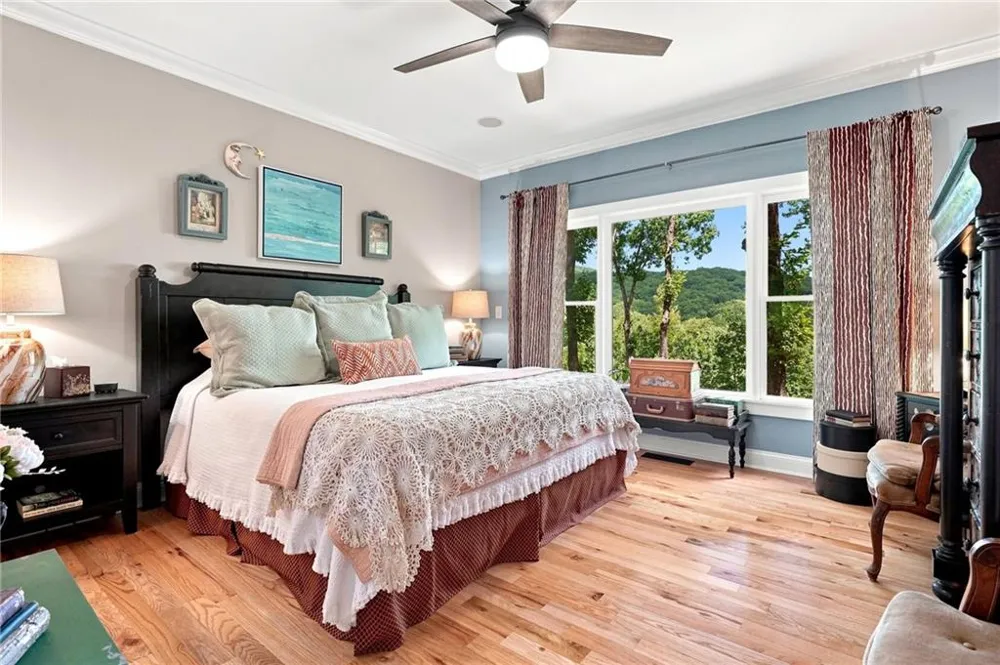 1458 Valley View Drive Big Canoe, GA 30143