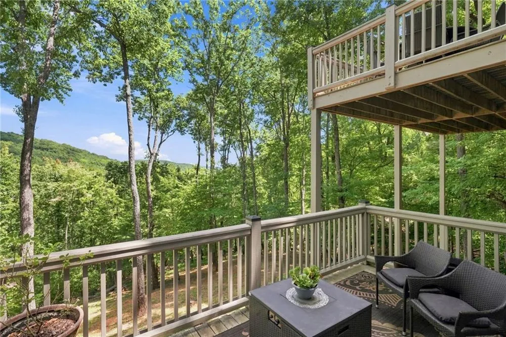 1458 Valley View Drive Big Canoe, GA 30143