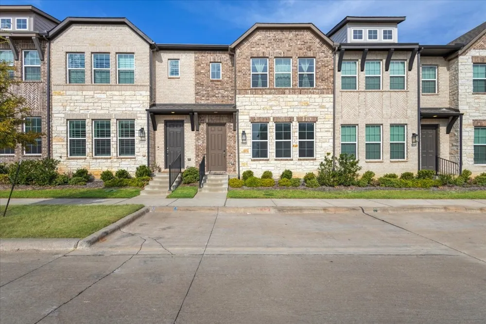 2223 Adena Springs Drive Allen, TX 75013
