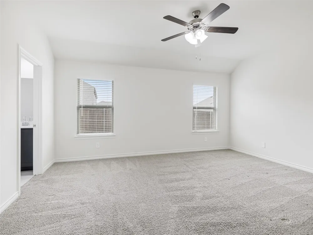 9812 Autumn Leaves Lane Aubrey, TX 76227