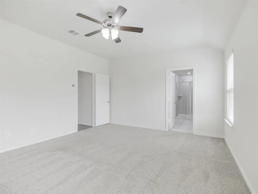 9812 Autumn Leaves Lane Aubrey, TX 76227