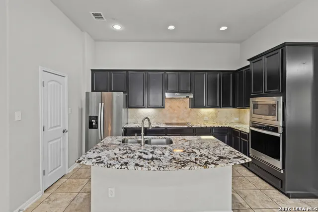 108 WINDSOR DR Boerne, TX 78006