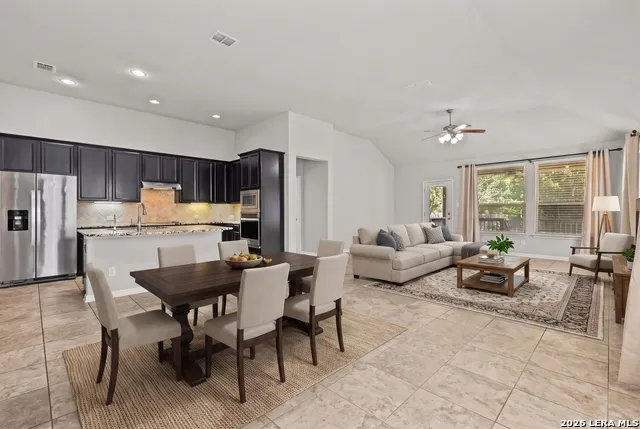 108 WINDSOR DR Boerne, TX 78006