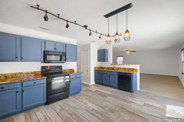 249 Hinge Cibolo, TX 78108