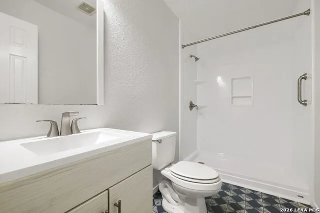 249 Hinge Cibolo, TX 78108