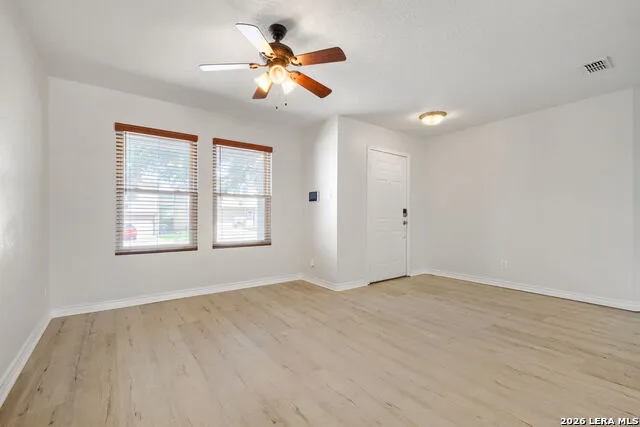 249 Hinge Cibolo, TX 78108