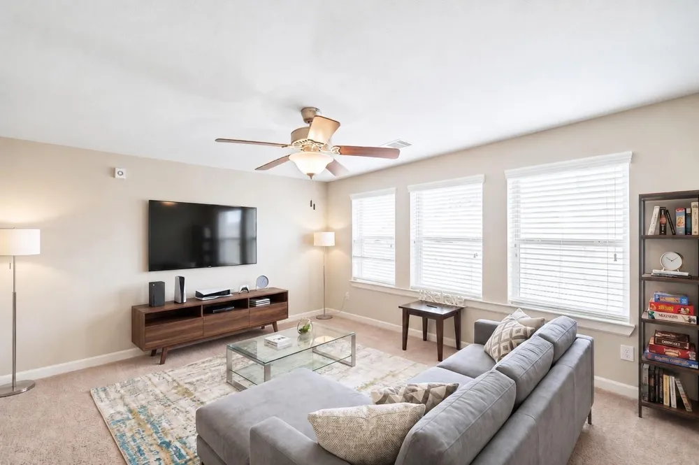 249 Castlegate Lane Jersey Village, TX 77065