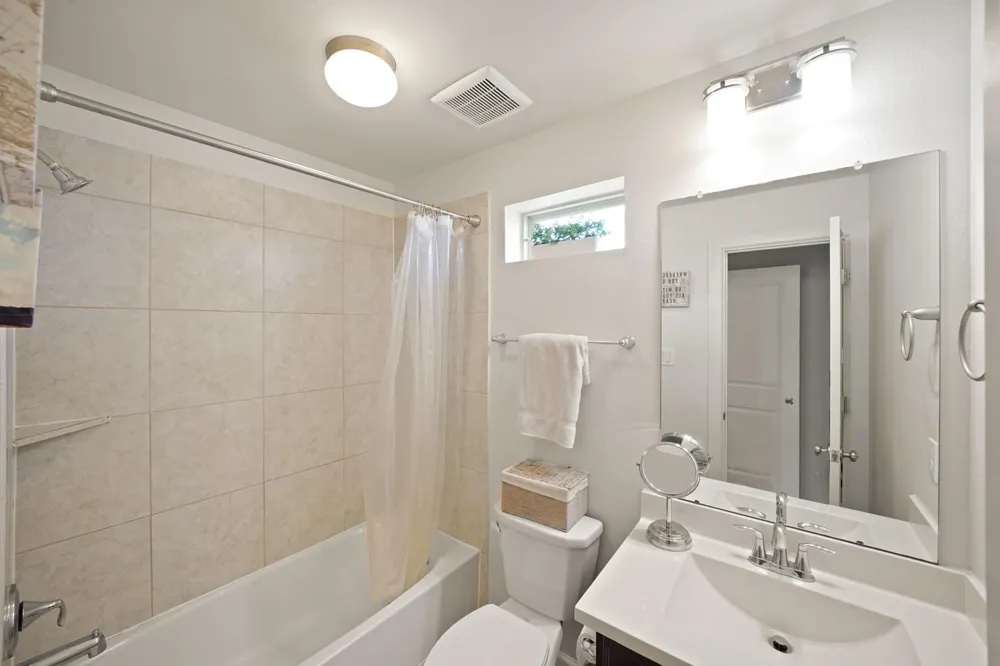 249 Castlegate Lane Jersey Village, TX 77065