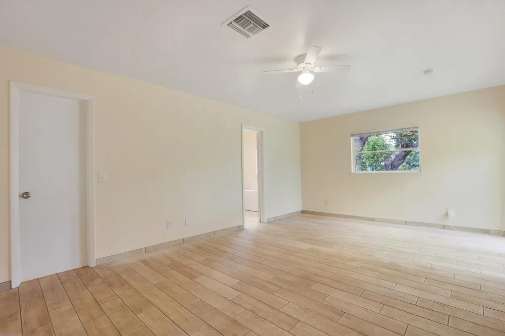 8340 SE CAMELLIA DRIVE Hobe Sound, FL 33455