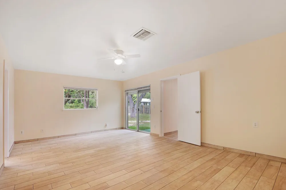 8340 SE CAMELLIA DRIVE Hobe Sound, FL 33455