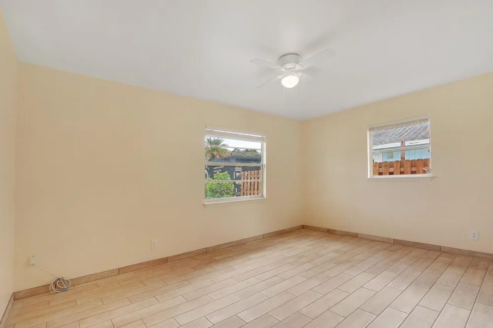 8340 SE CAMELLIA DRIVE Hobe Sound, FL 33455