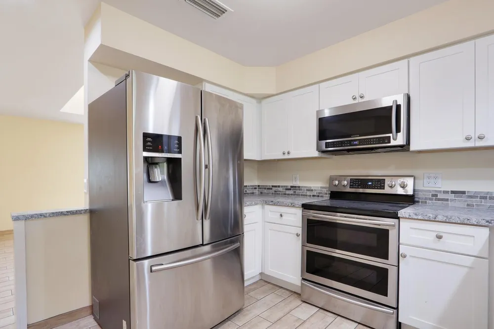 8340 SE CAMELLIA DRIVE Hobe Sound, FL 33455