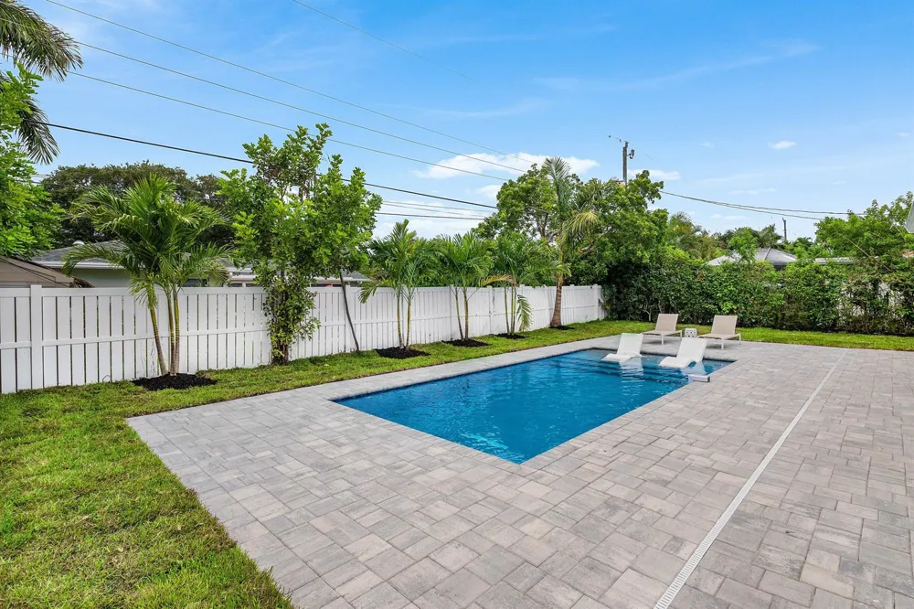 921 SW 11TH TERRACE Boca Raton, FL 33486