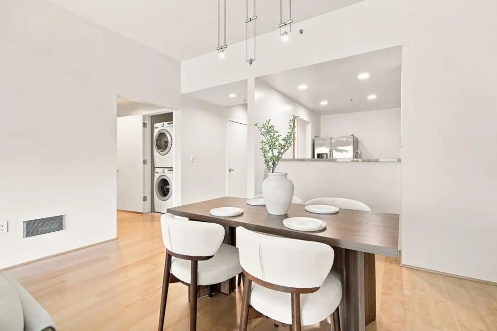 1 Mandalay Place #1510 South San Francisco, CA 94080