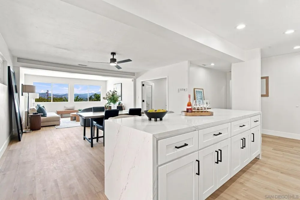 7918 Linen Dr Santee, CA 92071