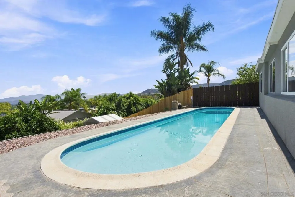 7918 Linen Dr Santee, CA 92071