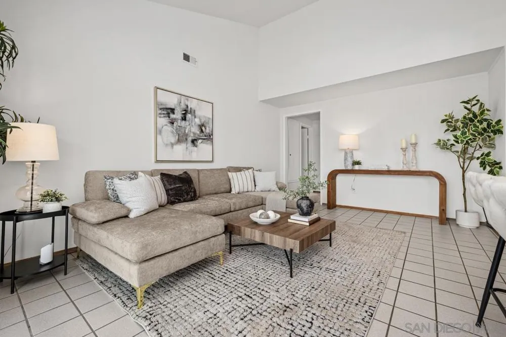 647 Windsor Circle Chula Vista, CA 91910