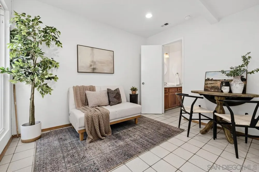647 Windsor Circle Chula Vista, CA 91910