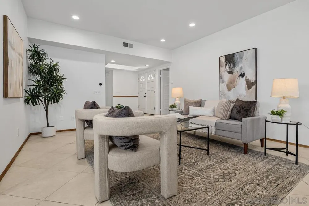 647 Windsor Circle Chula Vista, CA 91910