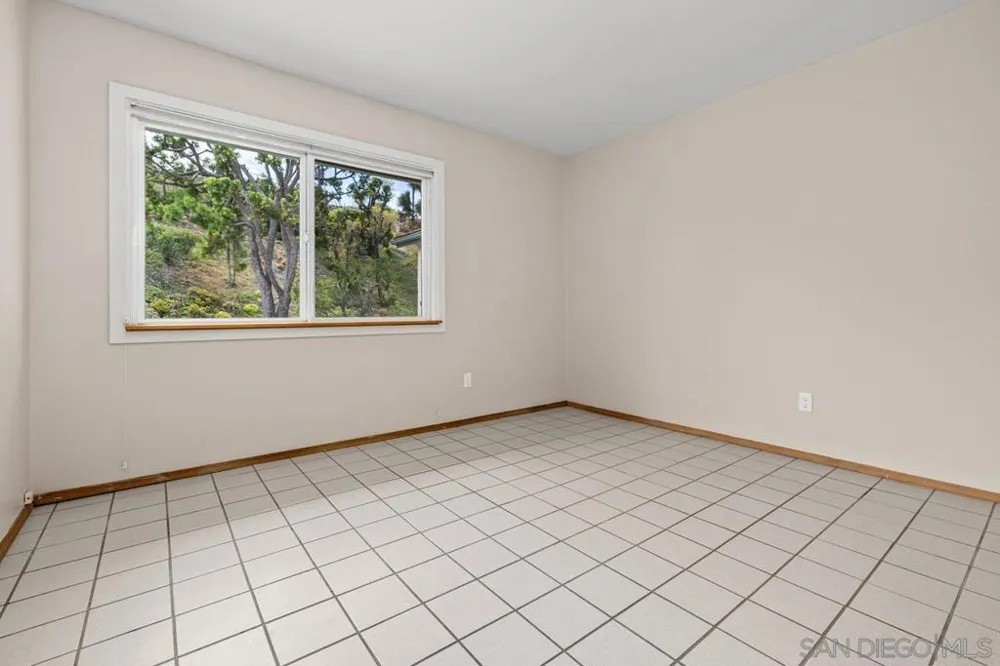 647 Windsor Circle Chula Vista, CA 91910