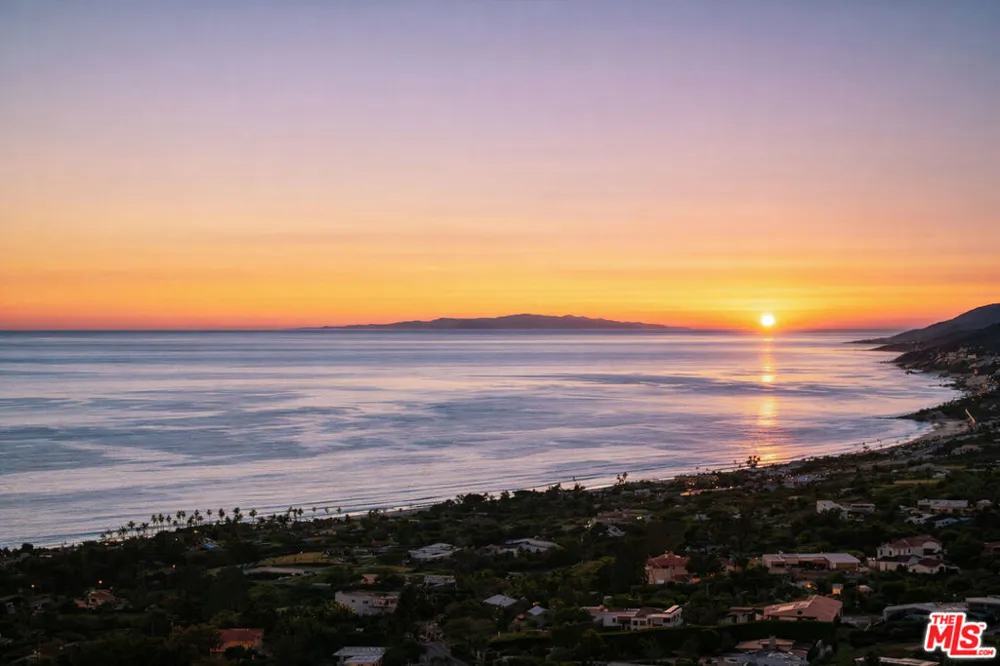 29623 Harvester Road Malibu, CA 90265