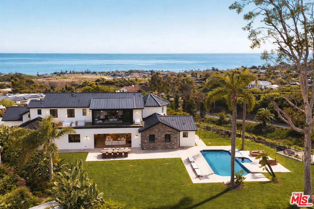 29623 Harvester Road Malibu, CA 90265