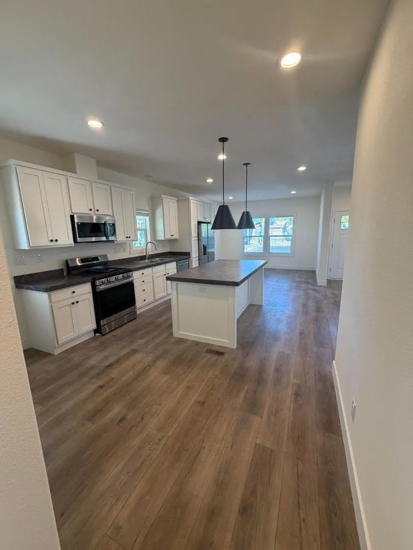 132 Village Circle #132 Sacramento, CA 95838