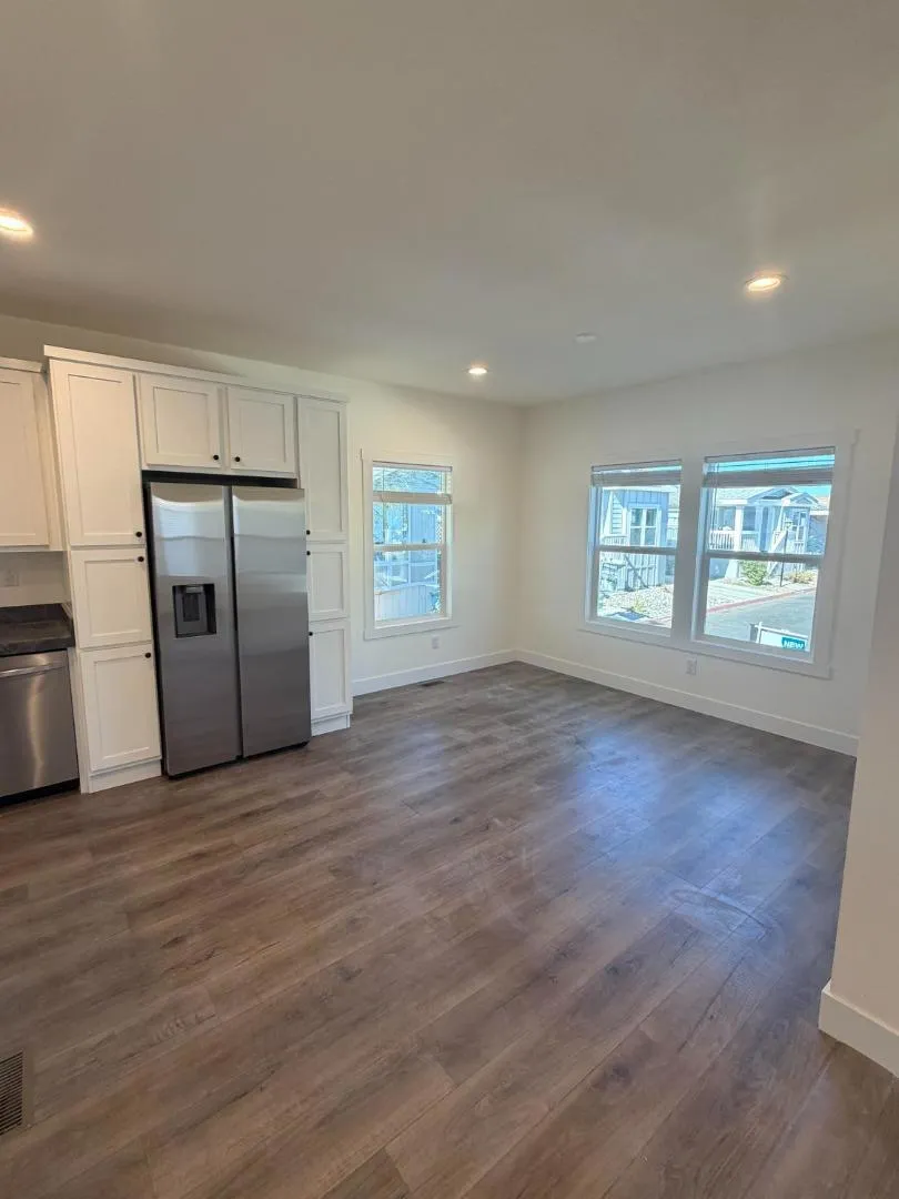 132 Village Circle #132 Sacramento, CA 95838