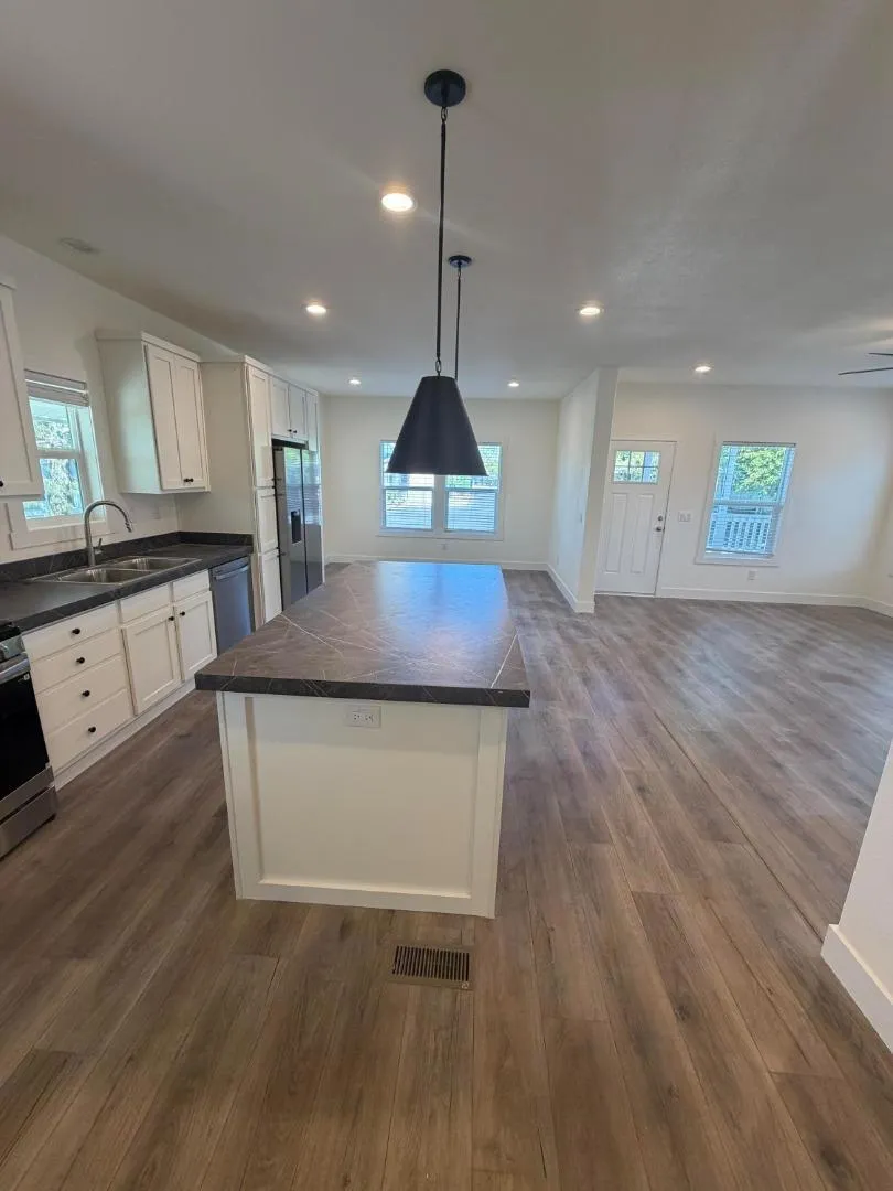 132 Village Circle #132 Sacramento, CA 95838