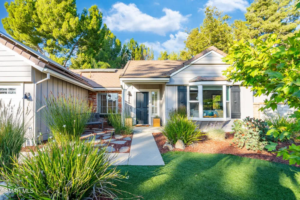 2085 Casual Court Simi Valley, CA 93065