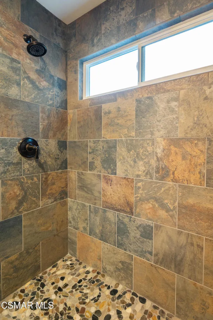 2085 Casual Court Simi Valley, CA 93065