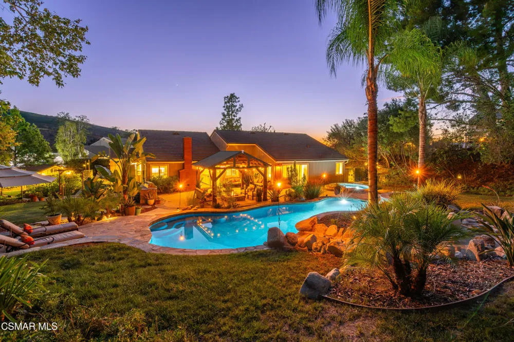 2085 Casual Court Simi Valley, CA 93065