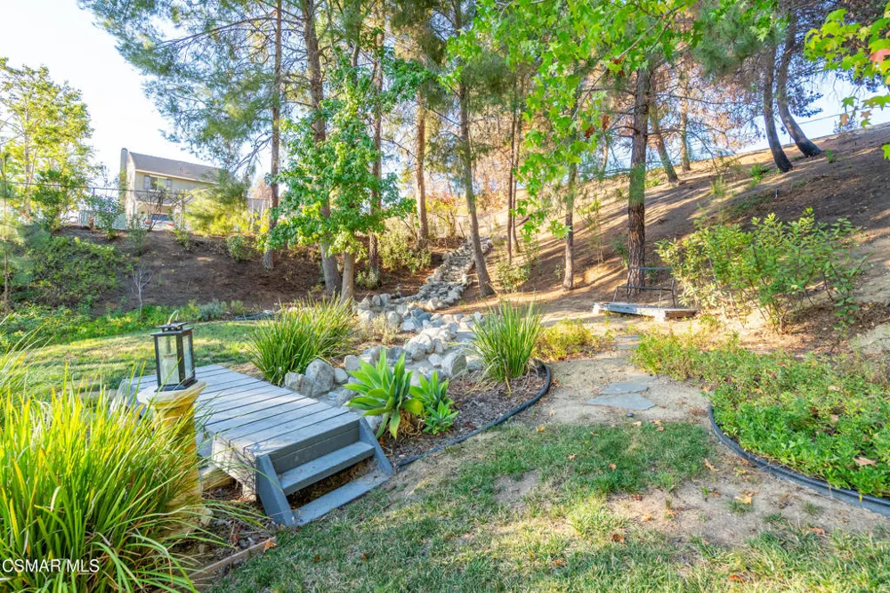 2085 Casual Court Simi Valley, CA 93065
