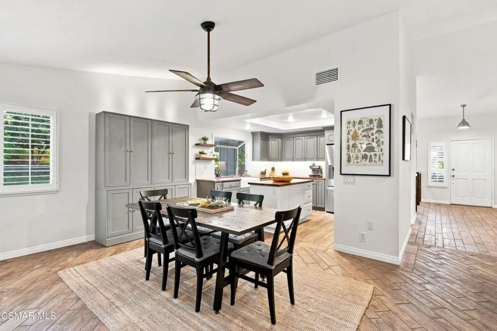 2085 Casual Court Simi Valley, CA 93065