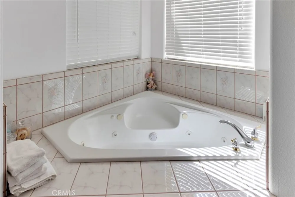 12480 Reata Apple Valley, CA 92308
