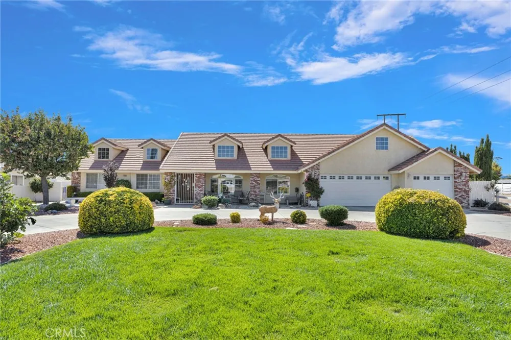 12480 Reata Apple Valley, CA 92308