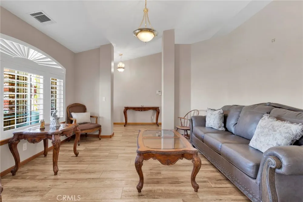 12480 Reata Apple Valley, CA 92308