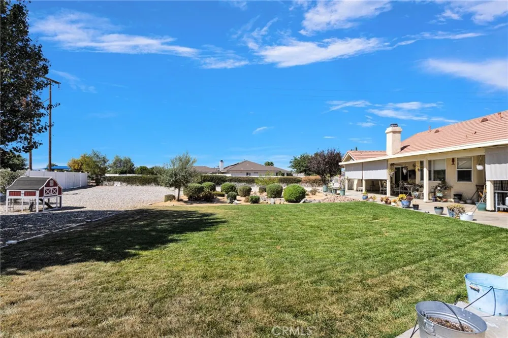 12480 Reata Apple Valley, CA 92308