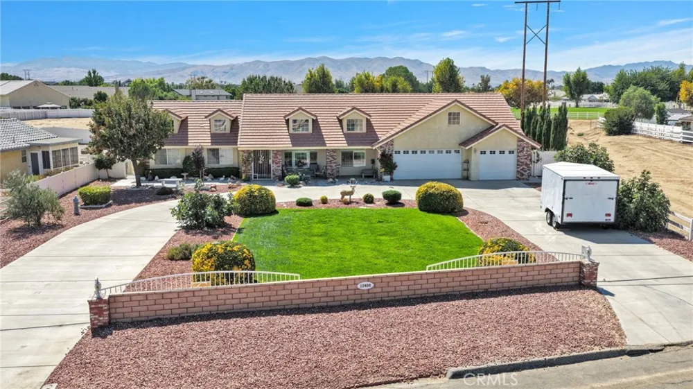 12480 Reata Apple Valley, CA 92308
