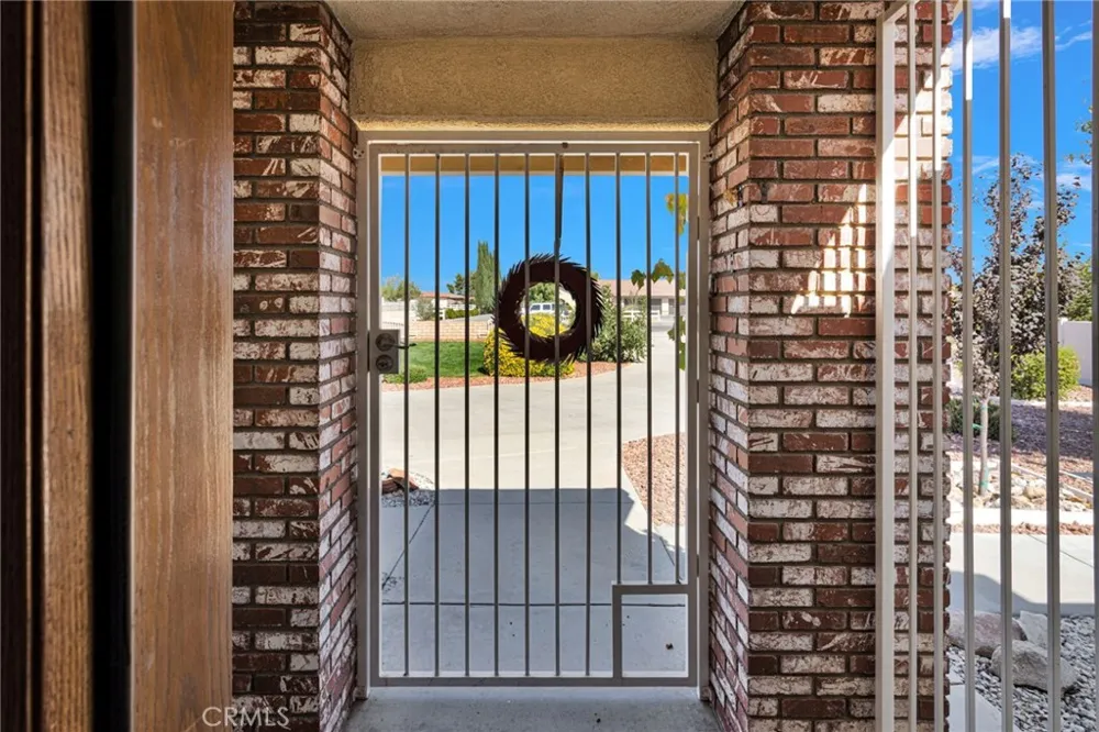 12480 Reata Apple Valley, CA 92308