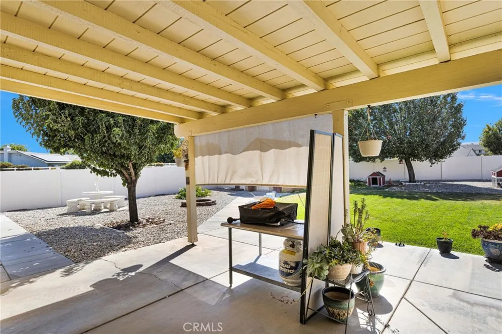 12480 Reata Apple Valley, CA 92308